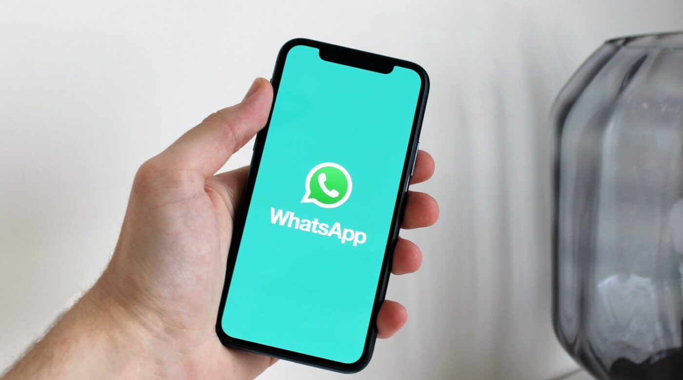 whatsapp chat lock